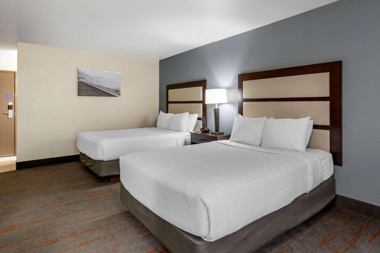 Best Western Sunridge Inn & Conference Center Baker City Exterior photo
